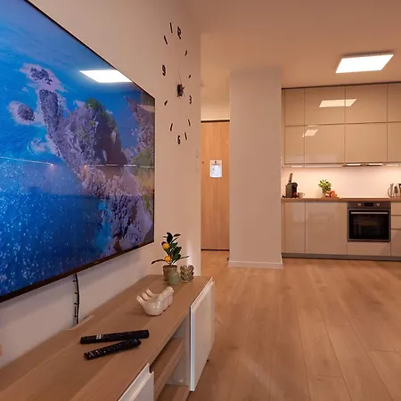 Brevi - Wakacyjny Apartment